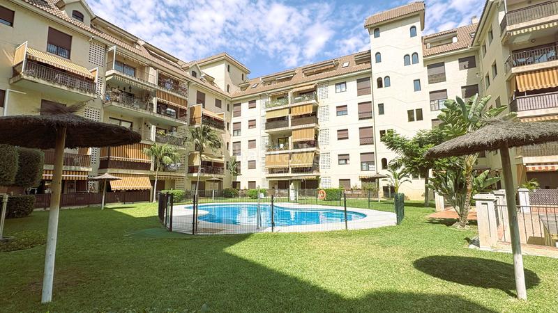 Foto 1d1fdd2b-322f-4da4-9ce1-7424d0b540e6. Apartament amb aparcament piscina a San Luis de Sabinillas Manilva