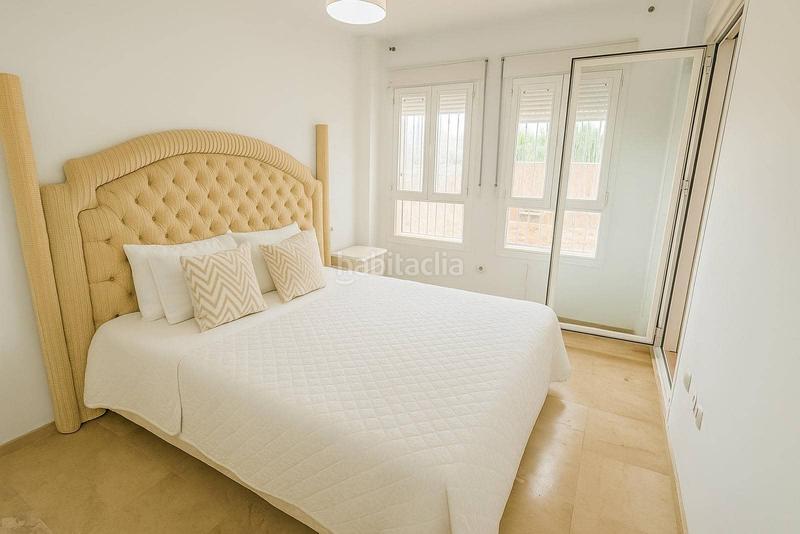 Foto 91aefd85-784d-414a-8410-a66ca17d4ffc. Erdgeschoss mit parking pool in El Castillo Manilva