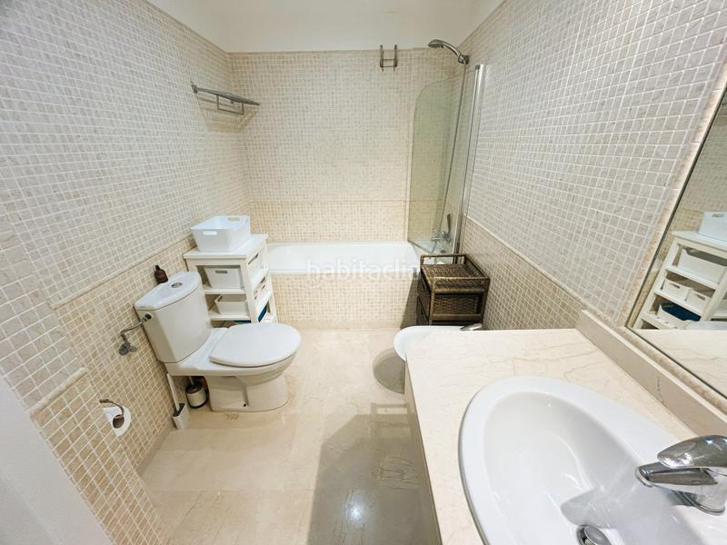 Foto e29446f1-7d5f-4183-9c28-d99cdafb1615. Attico con parcheggio piscina in La Duquesa Manilva