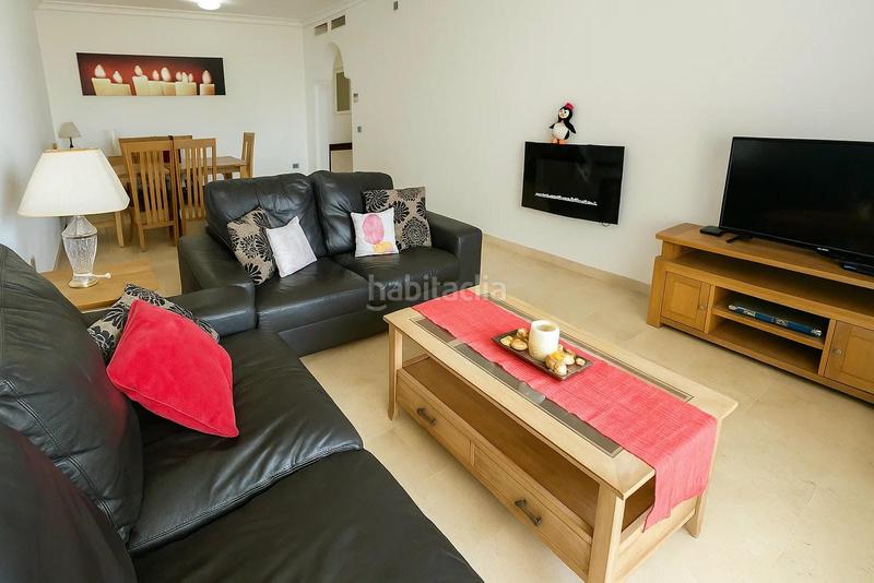 Foto f8e5746f-f850-4978-801b-10fe12e9154d. Appartement mit parking pool in Alcorrín Manilva