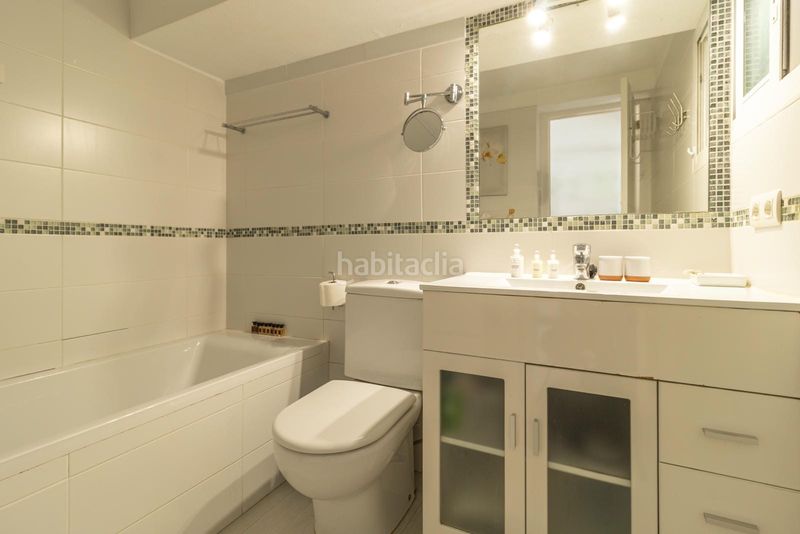 Foto 2bbfb343-1fd7-4b5e-8aad-f278079b57f6. Casa adossada a Bahía Dorada Estepona