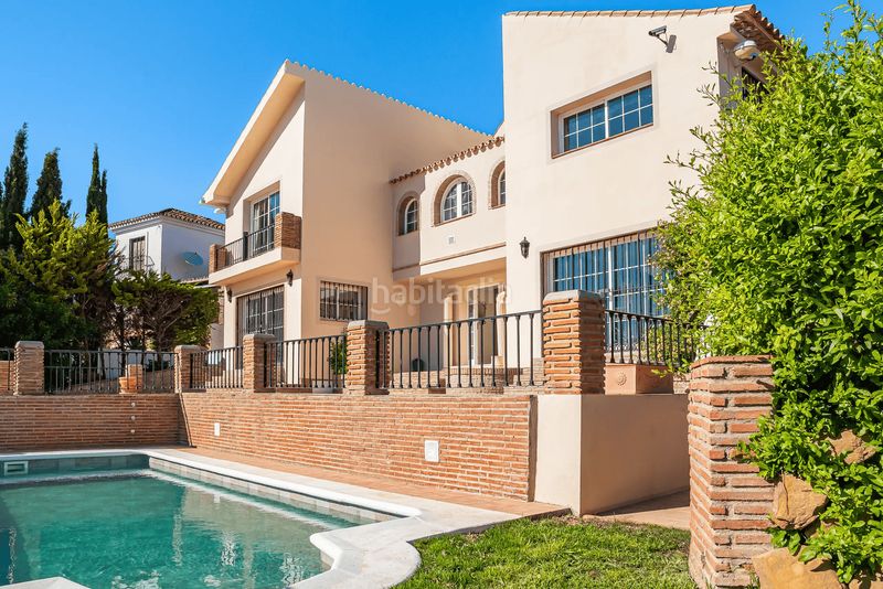 Foto 1057b5a7-7bb8-43b4-b301-4995ba4dbeb3. Casa amb aparcament piscina a Valle Romano Golf Estepona