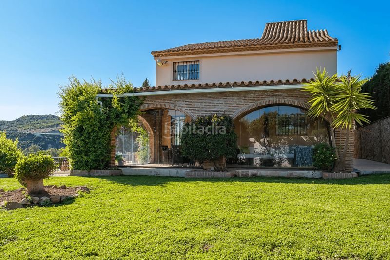 Foto 6cbb9c7c-18d6-48b9-9386-0626d9b67fd0. Casa amb aparcament piscina a Valle Romano Golf Estepona