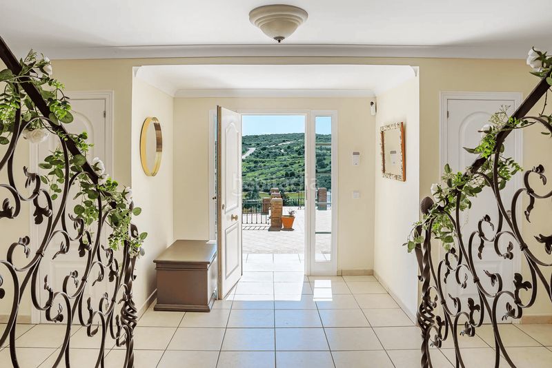 Foto b1a5d4e7-11b3-4f88-bf2f-b94769e8655c. Casa amb aparcament piscina a Valle Romano Golf Estepona