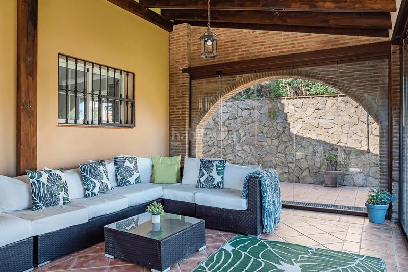 Foto cfc839ff-b3bc-4858-b8d1-c2bdd862dc15. Casa amb aparcament piscina a Valle Romano Golf Estepona