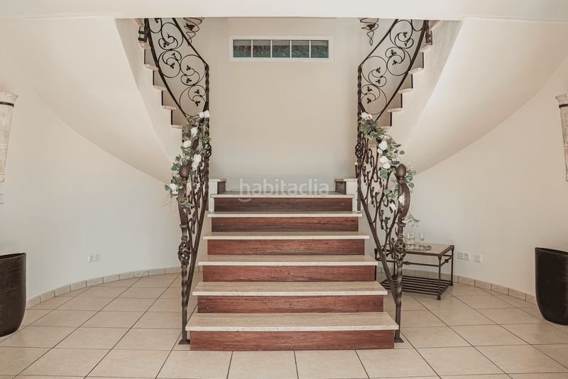 Foto eb5610c2-1e0e-41fe-9863-f4f05fdb92ca. Casa amb aparcament piscina a Valle Romano Golf Estepona