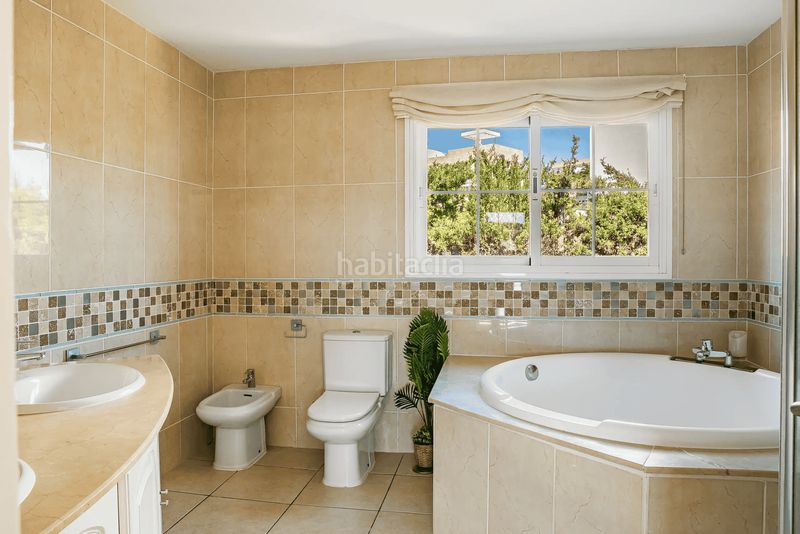 Foto f0108bf2-2ffc-4032-b197-ed0c95d1647b. Casa amb aparcament piscina a Valle Romano Golf Estepona