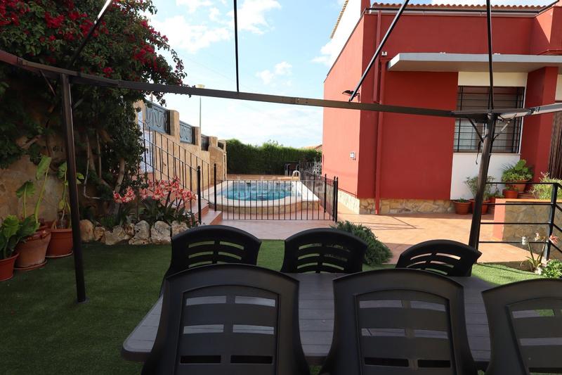 Foto 0647958a-8aab-4628-8c28-b954c835af7e. Chalet con riscaldamento parcheggio piscina in Las Pedrizas Chiva