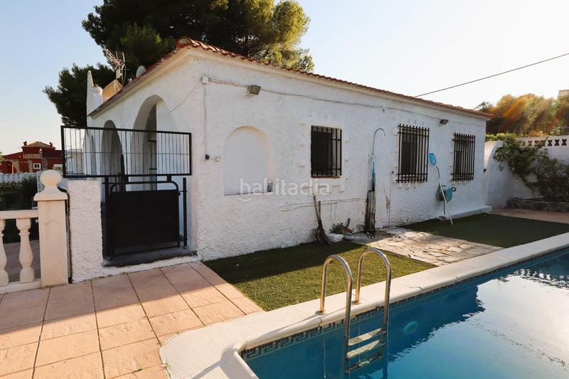 Foto 17215a36-d8bb-4158-8b7a-76ad5e94c13d. Chalet con riscaldamento parcheggio piscina in Godelleta