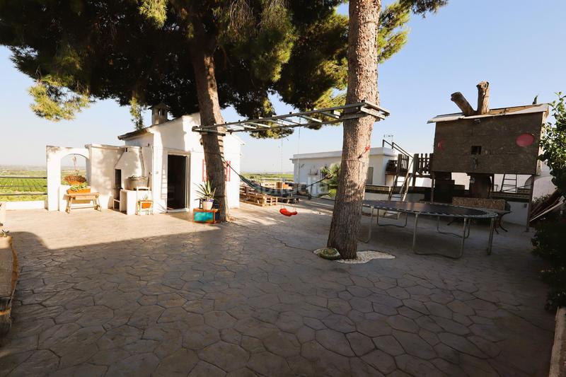 Foto 4922b392-61a1-454b-978a-a666a50433a9. Chalet con riscaldamento parcheggio piscina in Godelleta