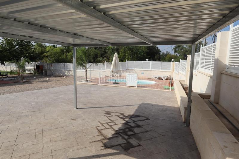 Foto 51889aac-6a1c-4927-a2fd-9fc17e26856c. Chalet con riscaldamento parcheggio piscina in Godelleta