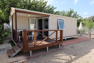 Chalet à Godelleta. Casa prefabricada en cuesta del sastre