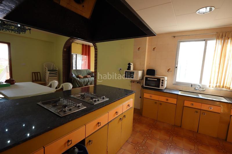 Foto c35375f3-d533-43e7-b7a3-aeb789d604a4. Xalet amb piscina a La Loma Chiva