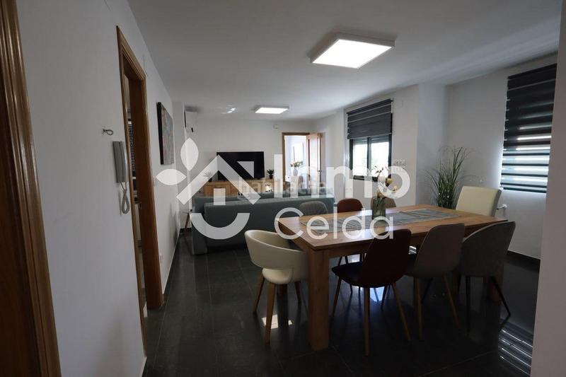 Foto 73dce8d5-61df-4b89-8a95-51fbbe7756ac. Casa pareada promocion monteverde en Sierra Perenchiza-Cumbres de Calicanto-Sto Domingo Chiva