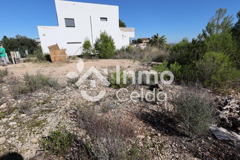 Foto ac0cb98e-0a51-4fa2-9809-a328dbb7905c. Terreno residenziale in Sierra Perenchiza-Cumbres de Calicanto-Sto Domingo Chiva