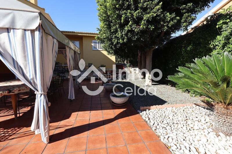 Foto 50d98675-efa0-4024-a700-509e686f643a. Chalet avec piscine dans Olimar-Carambolo-Atalaya de Levante Chiva