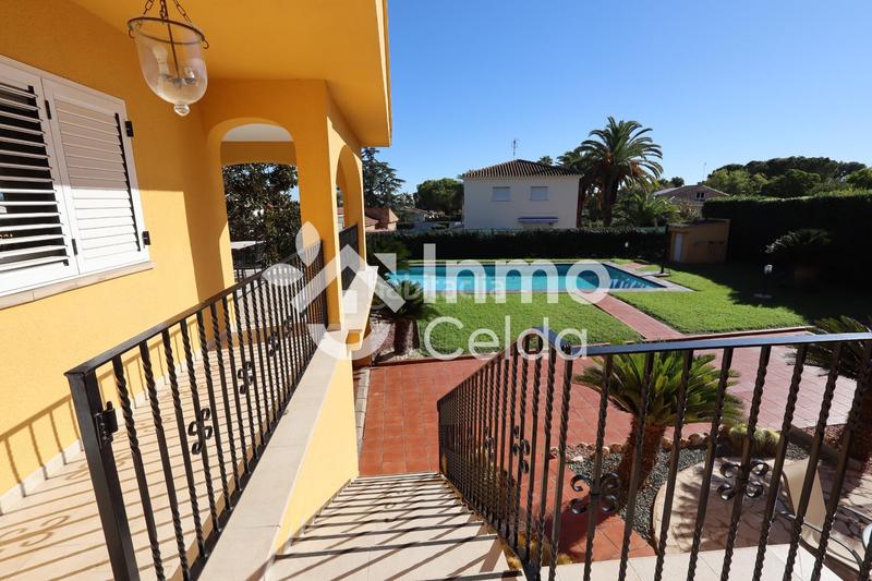 Foto 6e5602bf-376e-4e6a-8b44-4245f01f438a. Chalet avec piscine dans Olimar-Carambolo-Atalaya de Levante Chiva