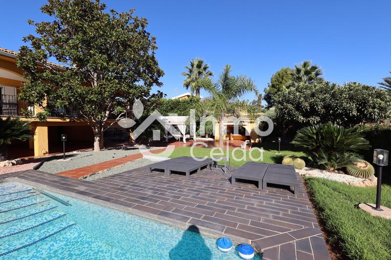 Foto a44165ee-f762-4ce6-8092-5311360b4b67. Chalet avec piscine dans Olimar-Carambolo-Atalaya de Levante Chiva