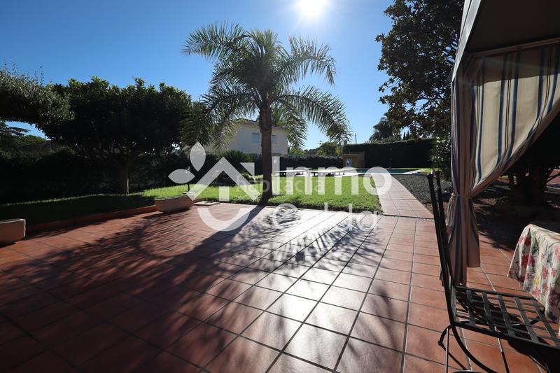 Foto b4e3210d-1275-4760-9145-77f6bc290d3c. Chalet avec piscine dans Olimar-Carambolo-Atalaya de Levante Chiva