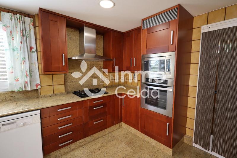 Foto ca8db2c6-07ed-473c-b595-80e00dd3c995. Chalet avec piscine dans Olimar-Carambolo-Atalaya de Levante Chiva