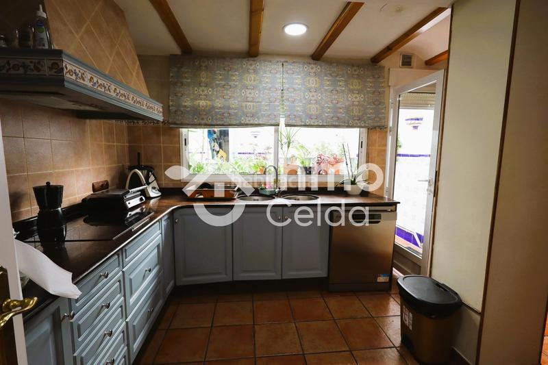 Foto 028924fe-3679-4ed3-b7f8-4d38c95d3be4. Maison avec chauffage dans Centro Chiva
