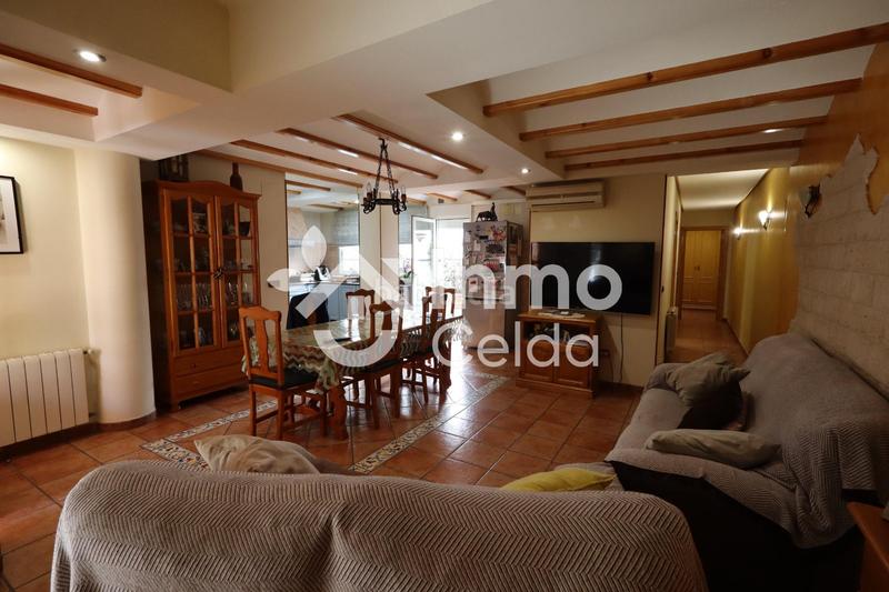 Foto 62a99b9c-2e41-408b-92db-729e42b0729c. Maison avec chauffage dans Centro Chiva