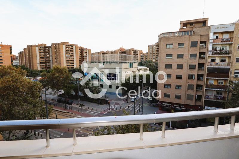 Foto f429f5ce-3824-4479-bc66-31bcf2335b1f. Alquiler piso  en alquiler calle del dr. vicente zaragoza en Valencia