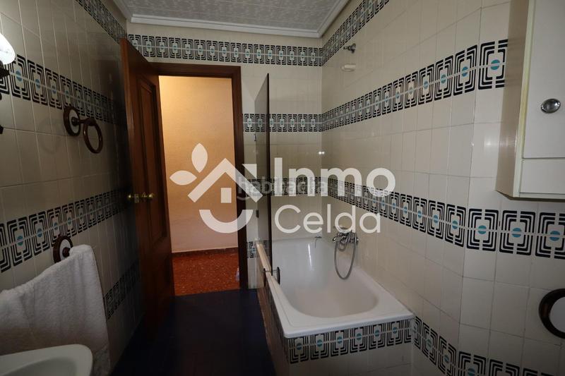 Foto 156df4cf-9cc2-4065-9d74-9e9efbc50598. Rent flat with heating parking in Barrio de Benimaclet Valencia