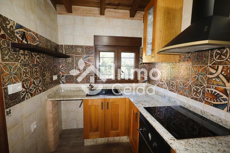 Foto 72a3644c-6292-4e26-b4fb-0e9d9c9f6892. Maison dans Centro Chiva