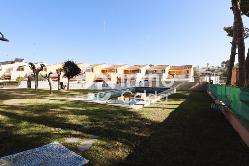 Foto 0a5729ba-c535-4370-aba5-980afc4c86ab. Casa adossada amb calefacció aparcament piscina a Chiva
