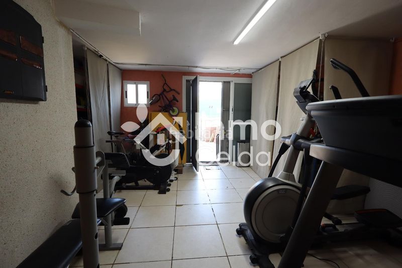 Foto 509f3960-4288-44b9-aef1-09da0a90c743. Casa adossada amb calefacció aparcament piscina a Chiva