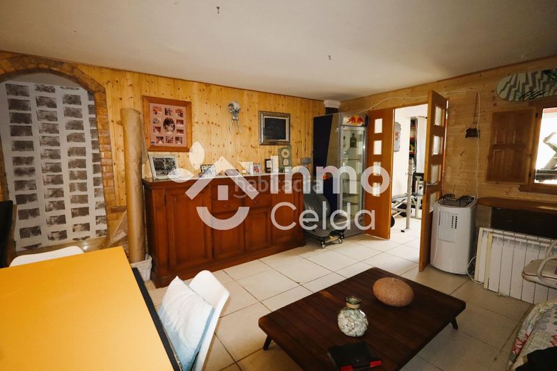 Foto 5b0c6867-b5f7-444e-8322-071c6742e290. Casa adossada amb calefacció aparcament piscina a Chiva