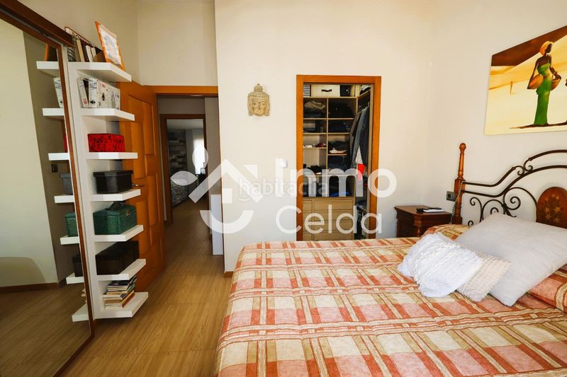 Foto b294550d-83f7-4674-abe1-6dc34c41aa9d. Casa adossada amb calefacció aparcament piscina a Chiva