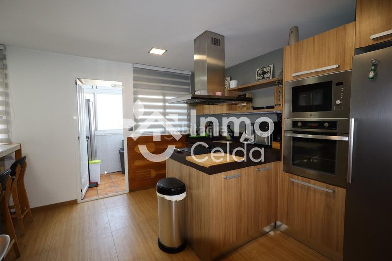 Foto ca9eb39b-7006-4597-9dae-2fbddc1f1c30. Casa adossada amb calefacció aparcament piscina a Chiva