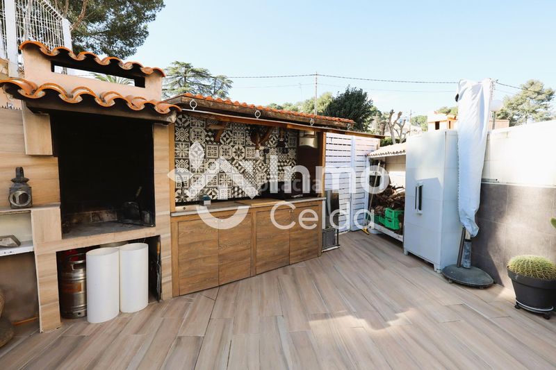 Foto ddfbd6bf-449f-41a5-a849-b1b65637e93d. Casa adossada amb calefacció aparcament piscina a Chiva