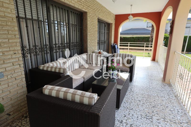 Foto bcb53ee8-c1d7-4265-bb83-b7e067539d2d. Xalet amb calefacció aparcament piscina a Sierra Perenchiza-Cumbres de Calicanto-Sto Domingo Chiva