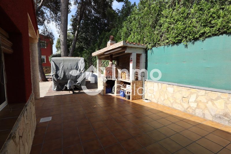 Foto d58d0622-5a9f-484a-84b4-c5924c68f35e. Xalet amb calefacció aparcament piscina a Sierra Perenchiza-Cumbres de Calicanto-Sto Domingo Chiva