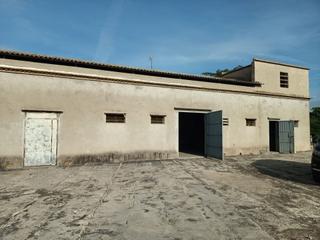 Masia a Sueca. Secadero granero terreno campa