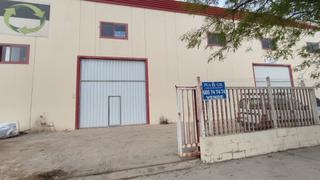 Nau industrial a Sueca. Nave industrial en  el teular sueca con altillo y patio