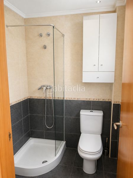 Foto d9222d6f-b6c7-4755-88da-93b6e04c64f7. Casa adossada a Les Palmeres Sueca