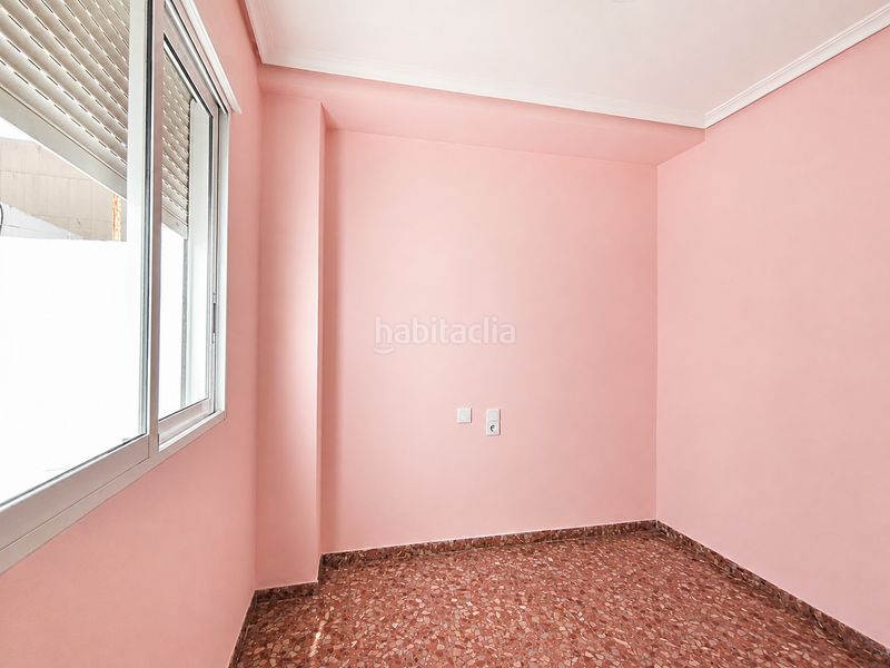 Foto 06c13c6a-6381-4e3f-9dcc-07ab68c86a36. Pis a Sueca Sueca