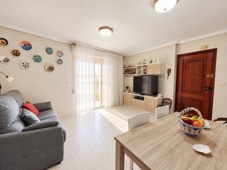 Apartament a Les Palmeres. Apartamento  con terraza y ascensor en les palmeres  sueca
