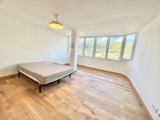 Studio à Sant Agustí. Estudio reformado con vistas panoramicas y piscina