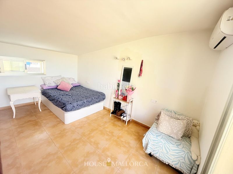 Foto da45cf8e-11b9-46fd-8fa0-42b39ed9e443. Àtic a Campos poble Campos