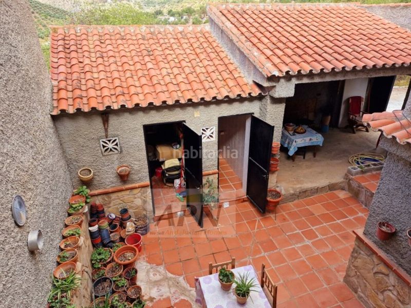 Foto 2b85fd5d-ce6c-4a16-b877-431e0868883b. Masia a Álora