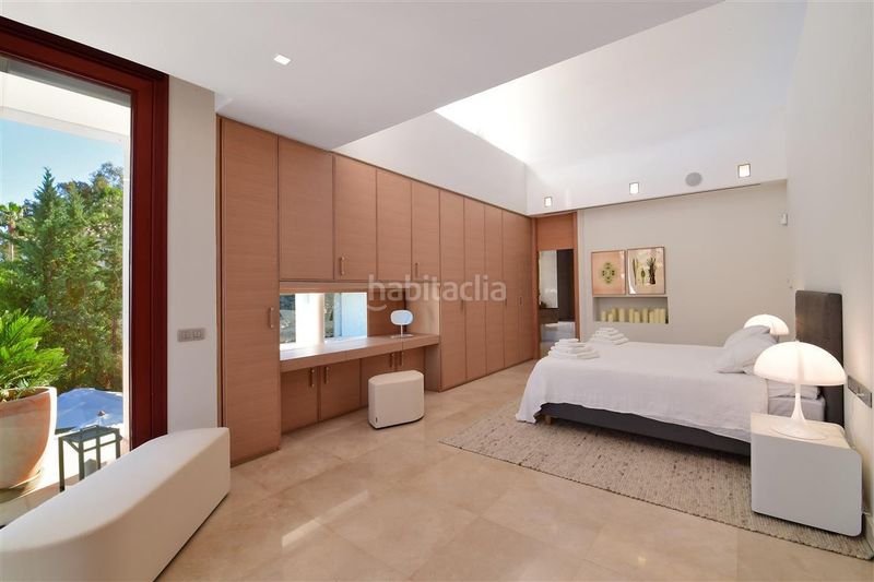 Foto 08aeb257-8282-496a-8a3c-bb10a666409e. Casa amb aparcament piscina a Las Brisas Marbella