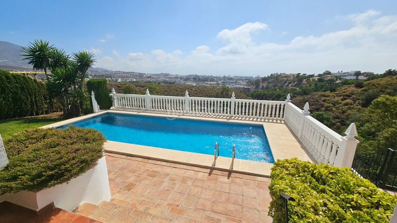 Foto c9101fd3-2d0f-4d12-b7d0-aecfff3729f5. Casa en campo de Mijas Mijas