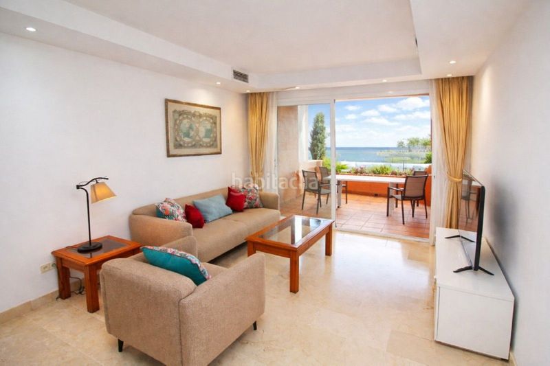 Foto 0a3fd484-df74-4cde-840b-33f29a3dea84. Apartament amb aparcament a Las Lomas de Río Verde Marbella