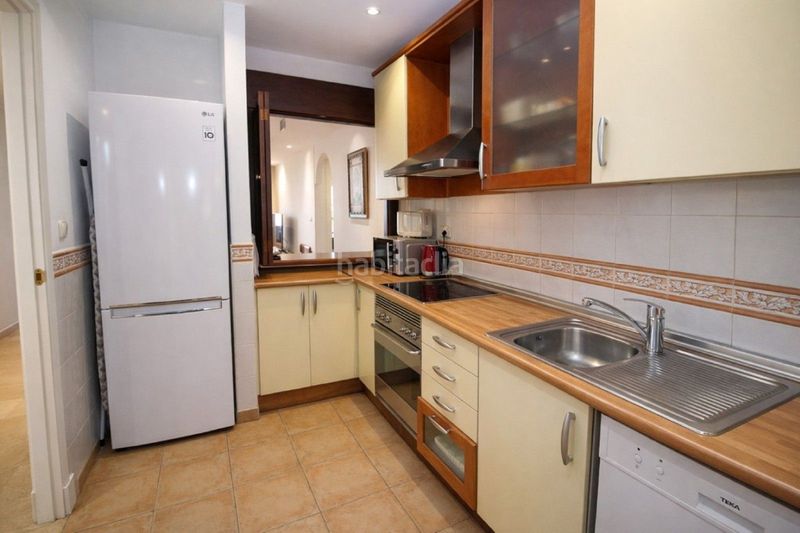 Foto 710b3c54-28c1-4ff6-831e-2e9e506af458. Apartament amb aparcament a Las Lomas de Río Verde Marbella