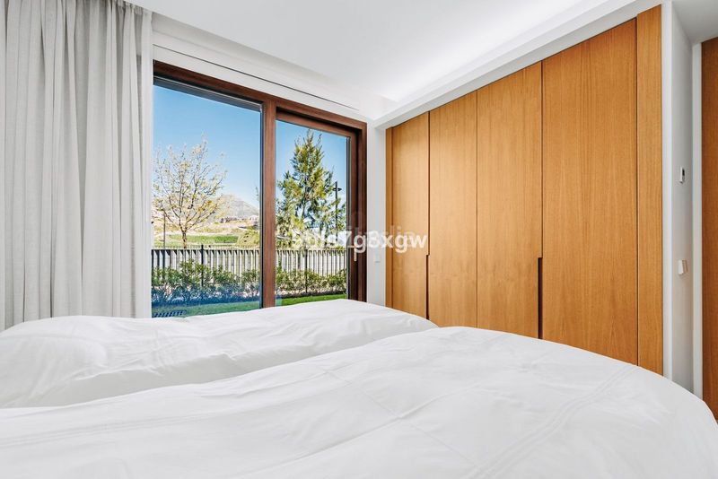 Foto 75c64c9e-7678-4855-964b-1cac485d129a. Apartament amb aparcament a El Madroñal Benahavís